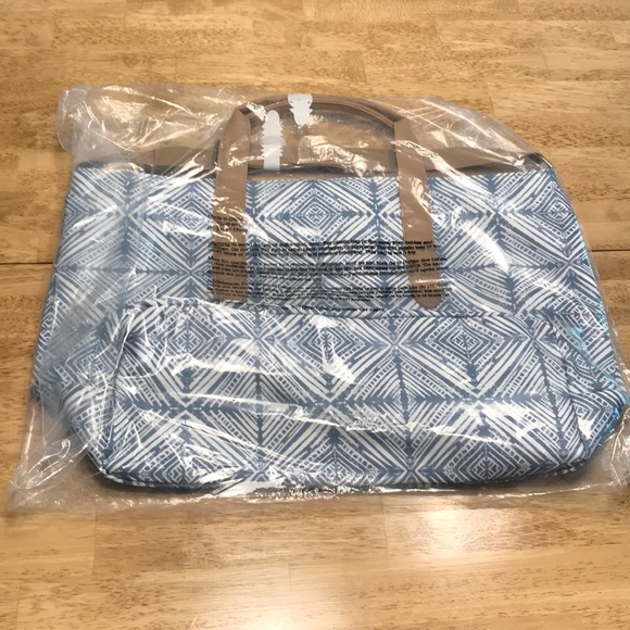 Crown Vintage overnighter - Picture 3 of 7